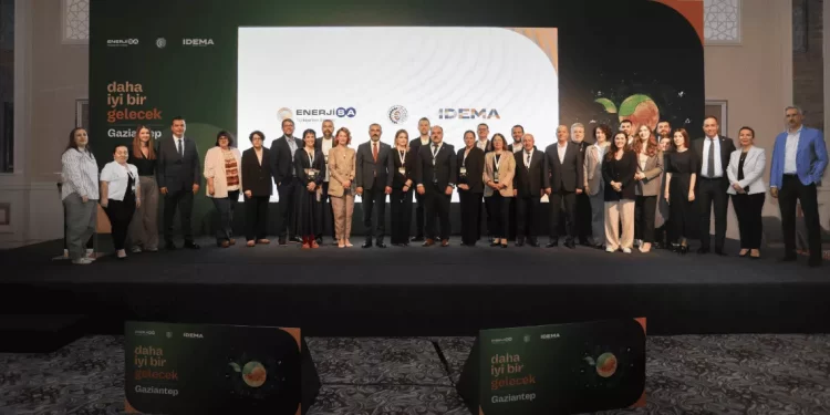 Enerjisa Enerji Gaziantepli KOBİ’lerle verimlilik ve dijital dönüşüm odaklı buluşma gerçekleştirdi