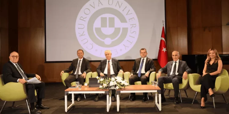 Anadolu Sigorta Anadolu Buluşmaları, Adana’da KOBİ’lerle buluşarak risk yönetimi ve sigorta bilinci üzerine panel düzenledi.